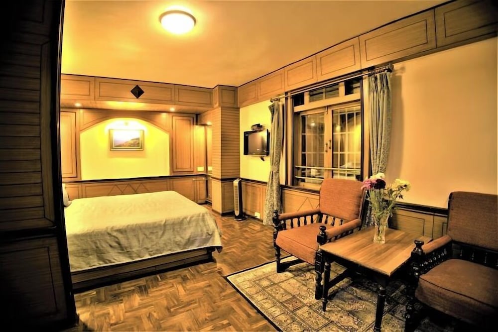 Dekeling Hotel — Darjiling — photo 2