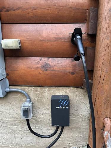 Cabin n Smokys Indoor Resort Pool Views Hot Tub Game Room in Sevierville, United States