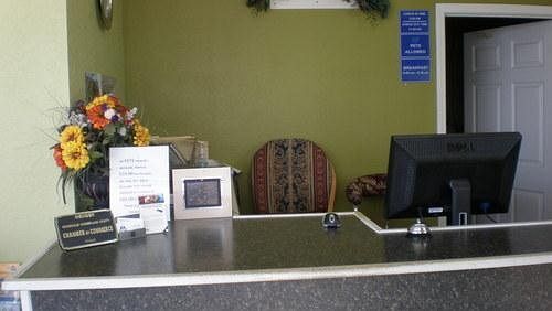 Royal Inn Crossville — hotel in Crossville