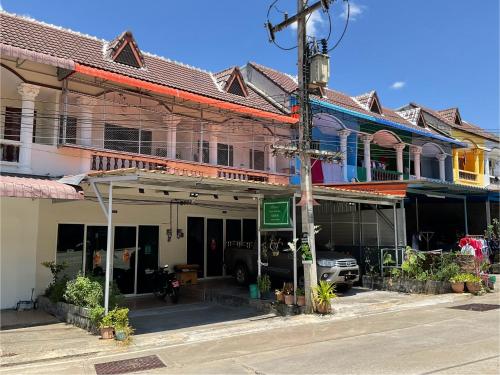 Megie Homestay Premier Betong Thailand — 4-Star Luxury Hotel in Betong, Thailand
