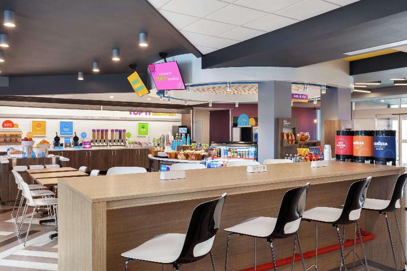 Tru By Hilton Lake Charles - photo 22