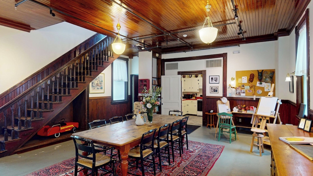 The Red Lion Inn - photo 24