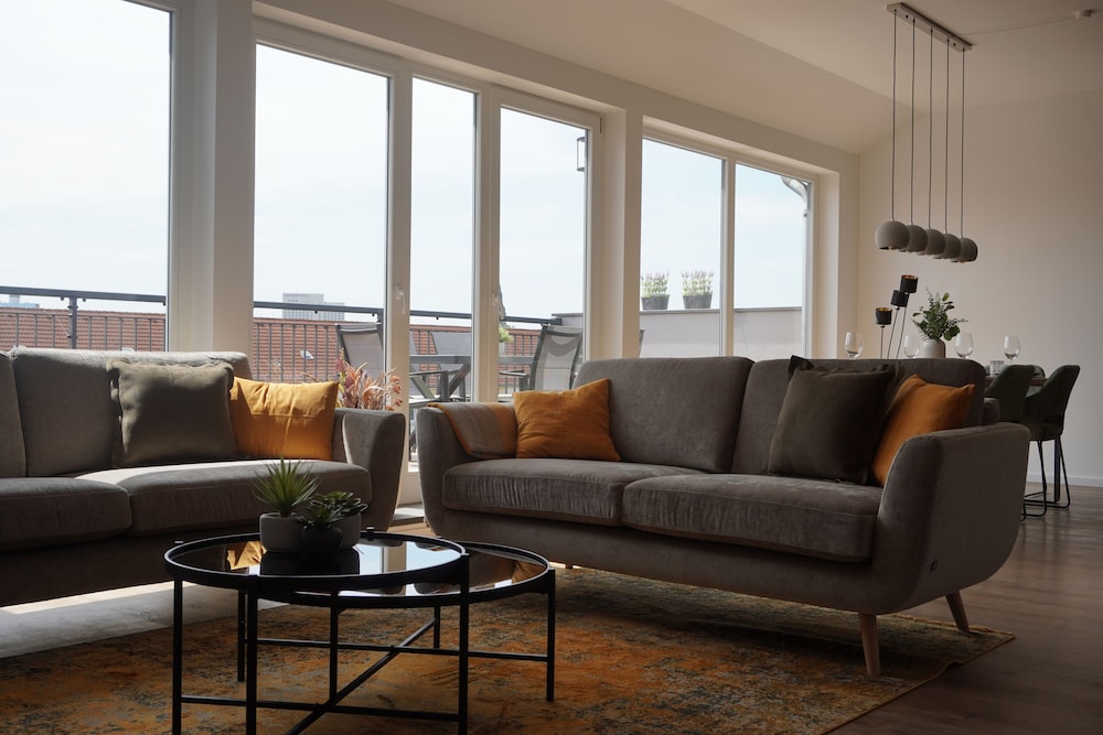 Sleepwell Apartment Ehrensteinsuite — 4-Star Luxury Hotel in Leipzig, Germany