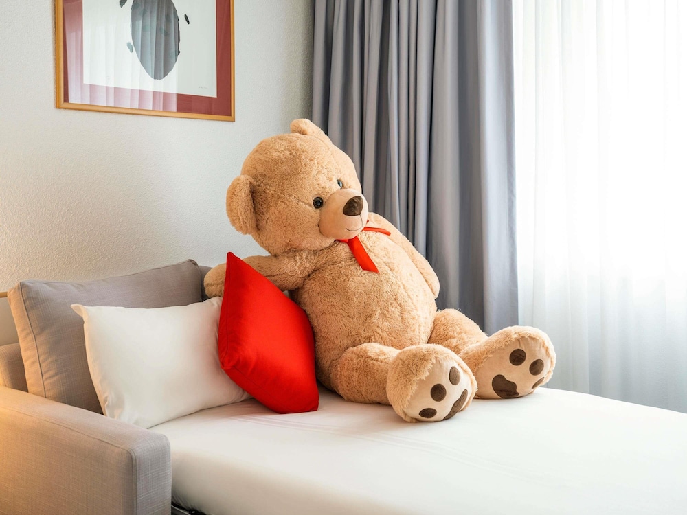 Novotel Glasgow Centre — 4-Star Luxury Hotel in Glasgow, United Kingdom