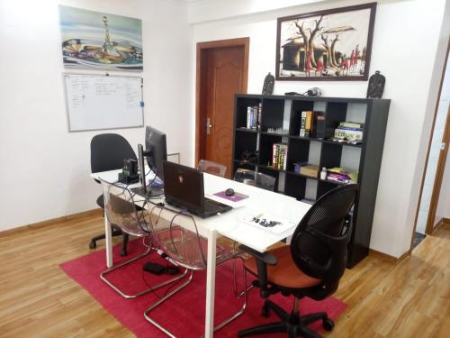 Chelezo place