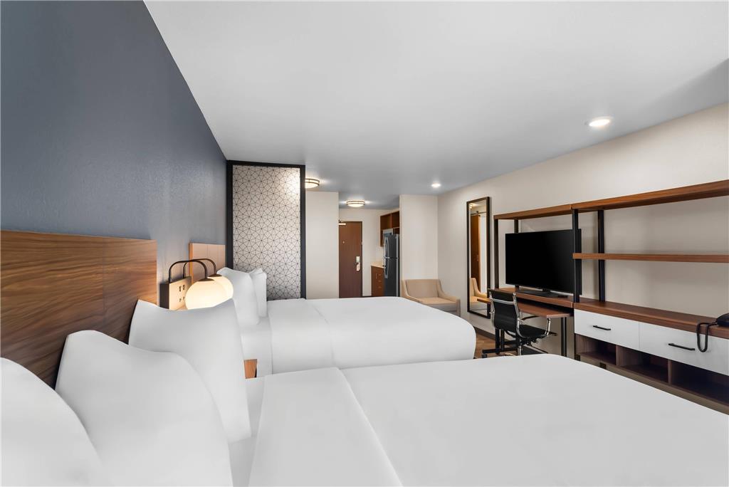 Everhome Suites Bastrop - photo 18