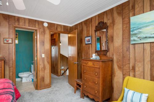 A Pirate's Paradise by Oak Island Accommodations - photo 29
