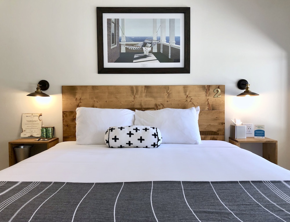 Haley Hotel - photo 5