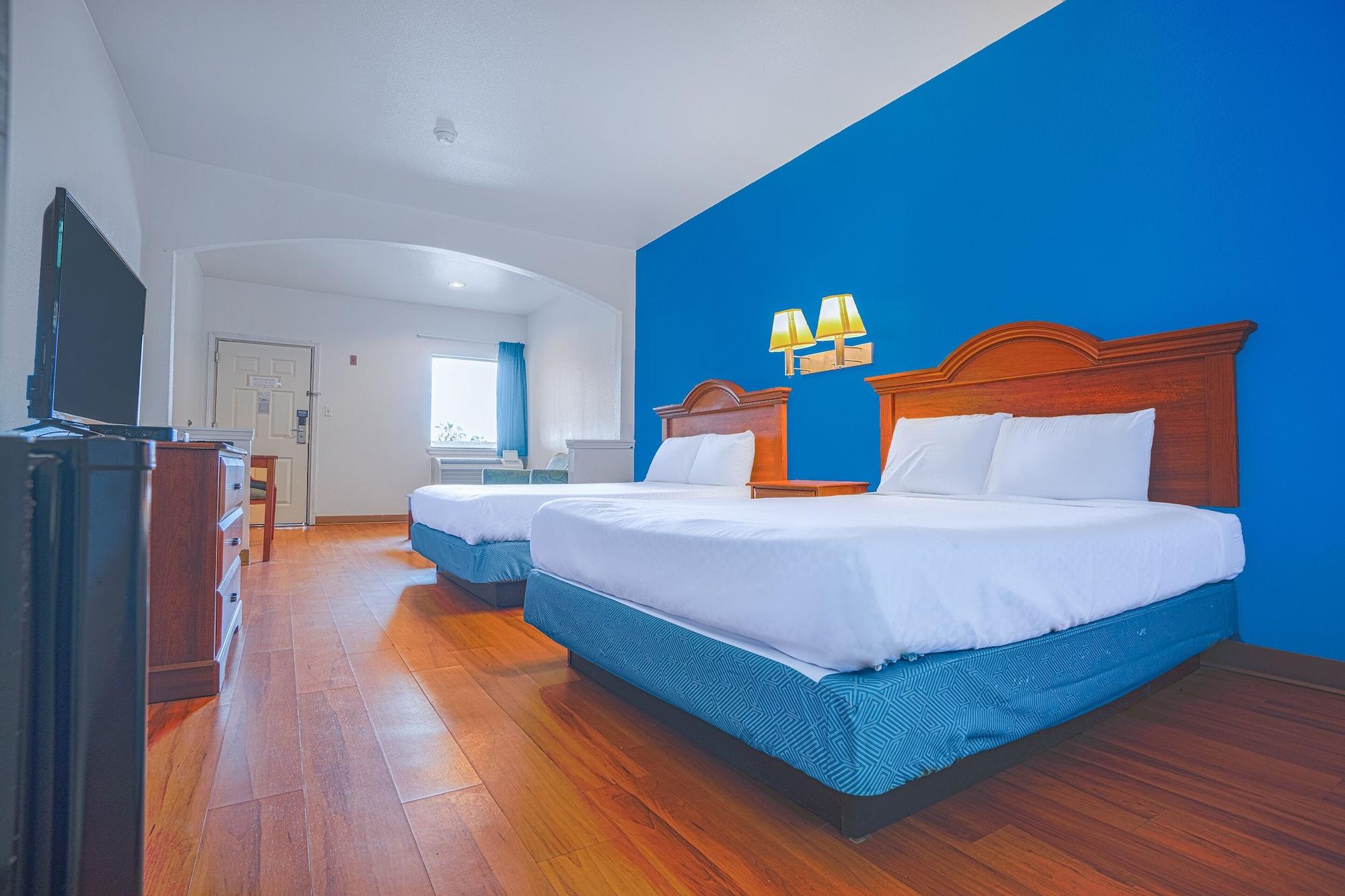 Motel 6 Galveston Seawall - photo 24