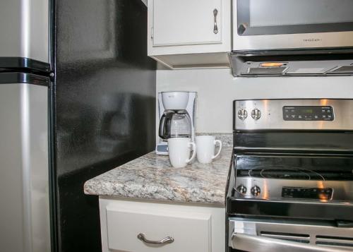Surfside Shores 1202 - photo 12