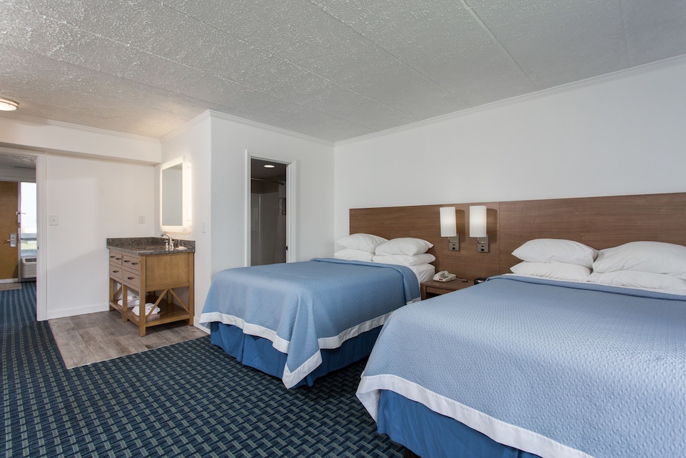 Mariner Inn And Suites - photo 2