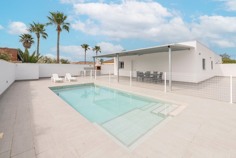 Miamar 2 in Hozanejos in Chiclana De La Frontera, Spain