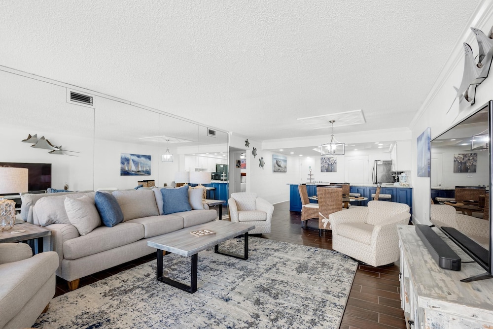 Shoreline Towers 1035 - photo 15