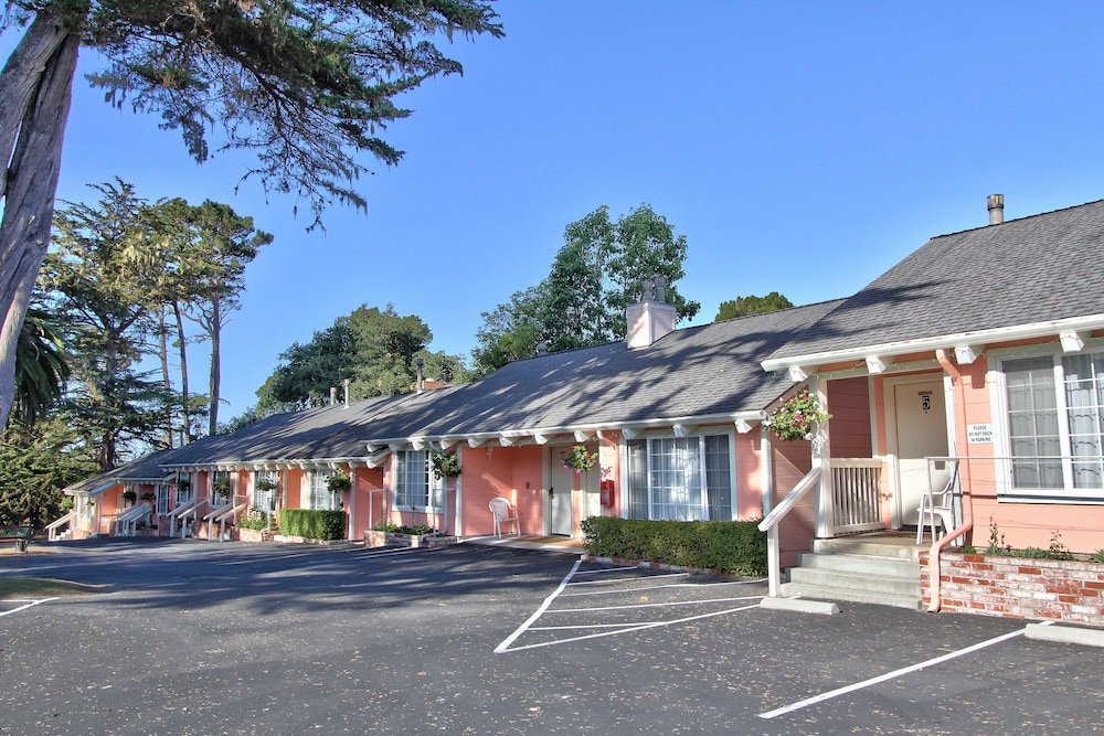 Butterfly Grove Inn - photo 58