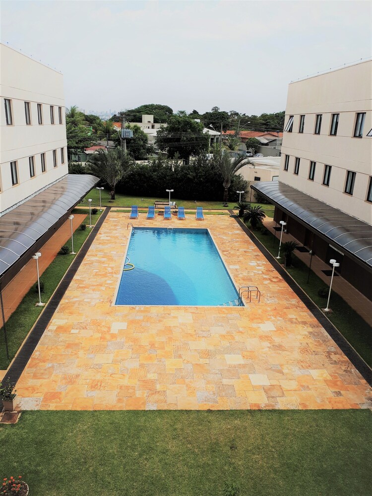 Hotel Santos Dumont — Goiania