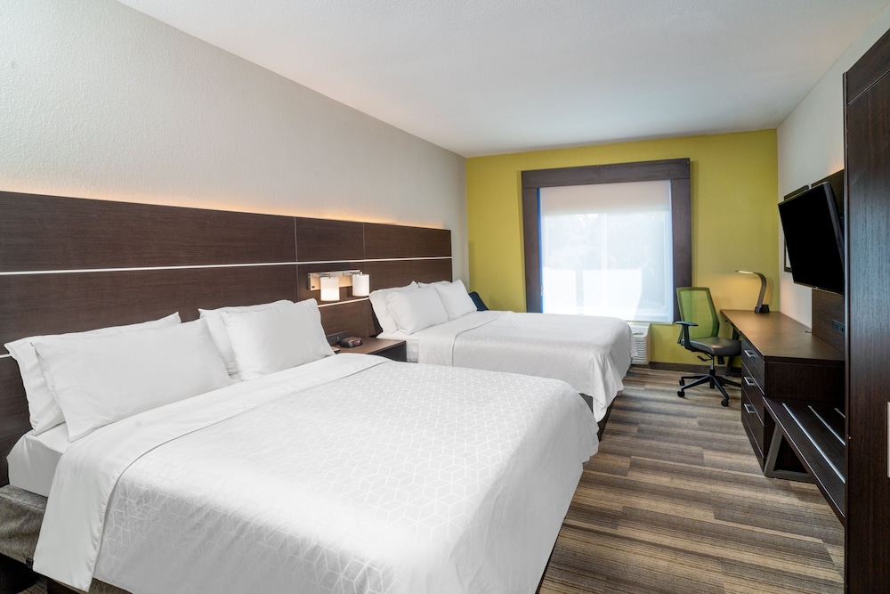Holiday Inn Express and Suites Winona North by IHG - photo 16