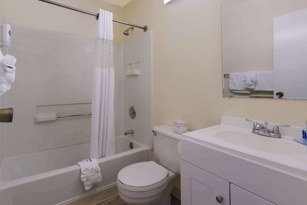 Rodeway Inn Livermore - photo 22