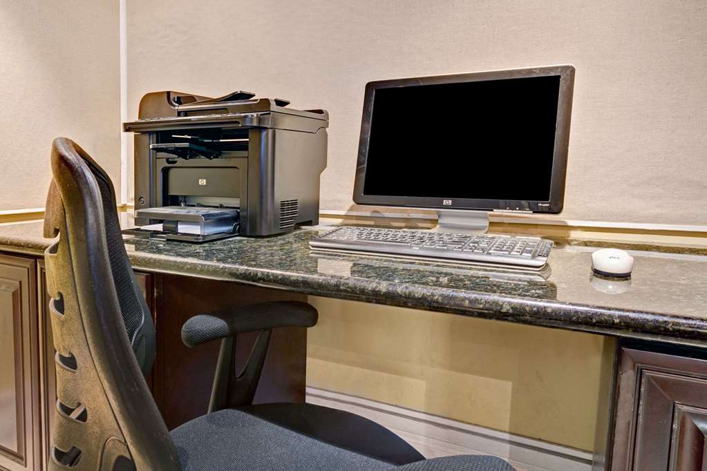 Travelodge by Wyndham Presidio San Francisco - photo 40