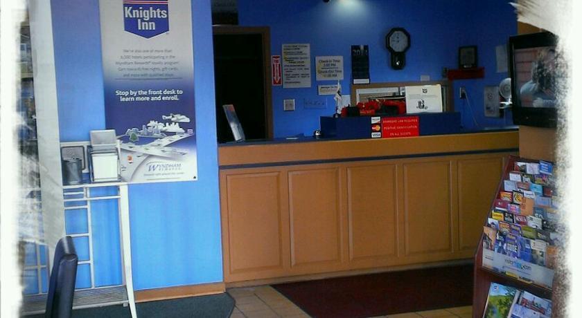Knights Inn Fort Smith Airport - photo 3