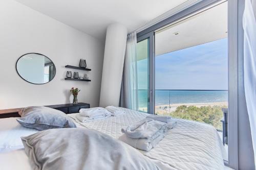 Wave Sea View & SPA Apartment A756 — 4-Star Luxury Hotel in Miedzyzdroje, Poland
