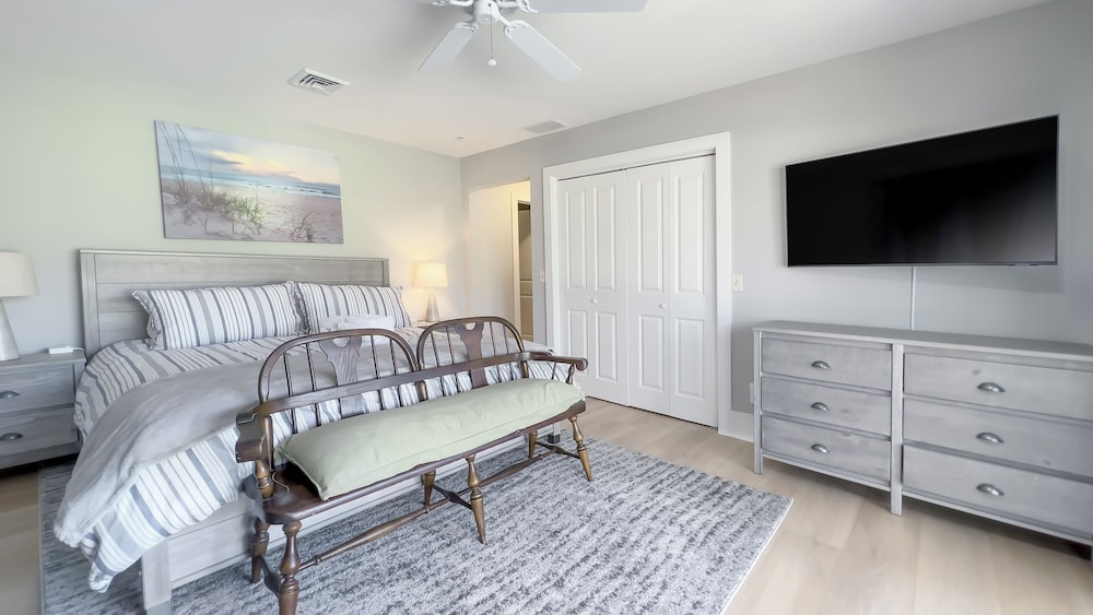 14 Beach Lagoon Road at The Sea Pines Resort - photo 5