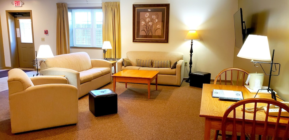 Lodging on the Square - photo 43