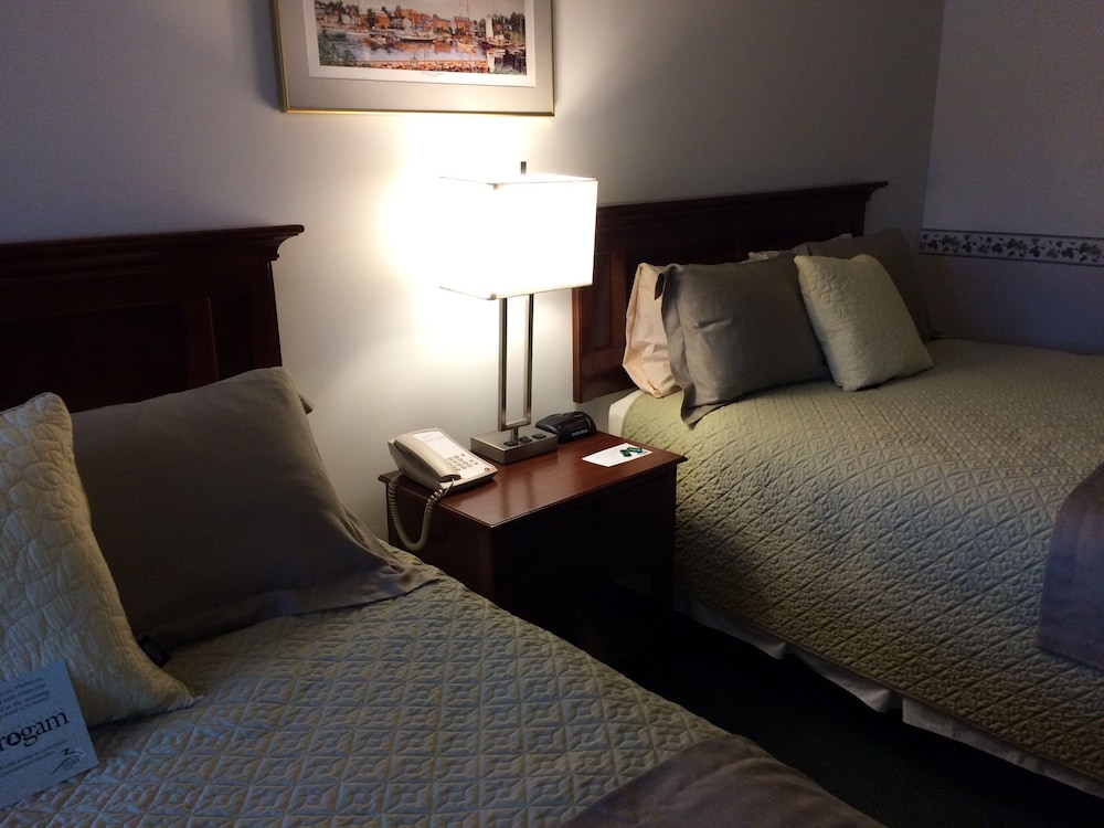 Camden Riverhouse Hotel - photo 15