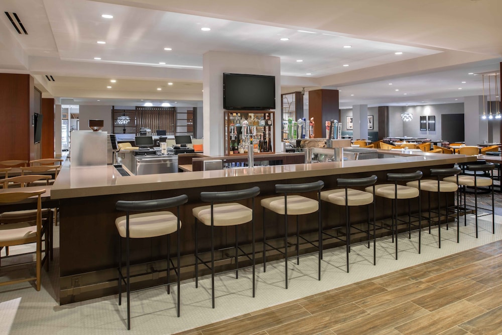 DoubleTree by Hilton San Francisco Airport - photo 50
