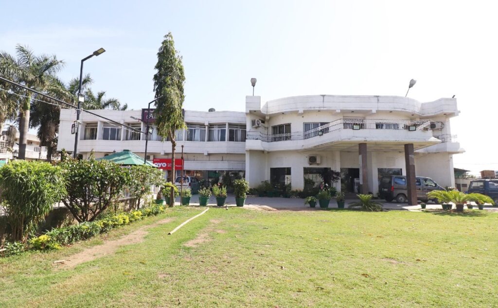 Oyo 29062 Hotel Alankar Greens — hotel in Ambikapur