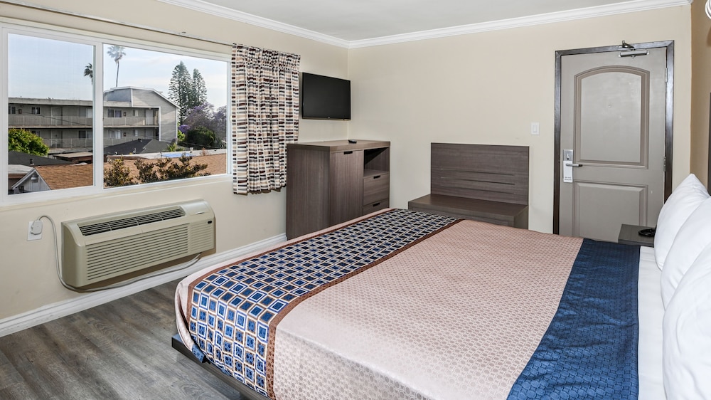 Sea Rock Inn Long Beach - photo 10