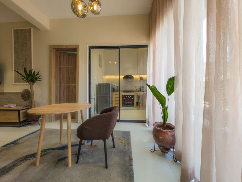 Glassvine 1D — 4-Star Luxury Hotel in Lagos, Nigeria