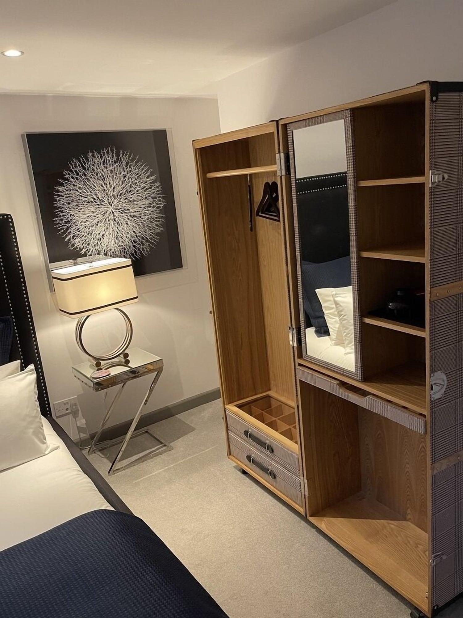 The Kingsbury at No7 & No8 in Marlborough, United Kingdom