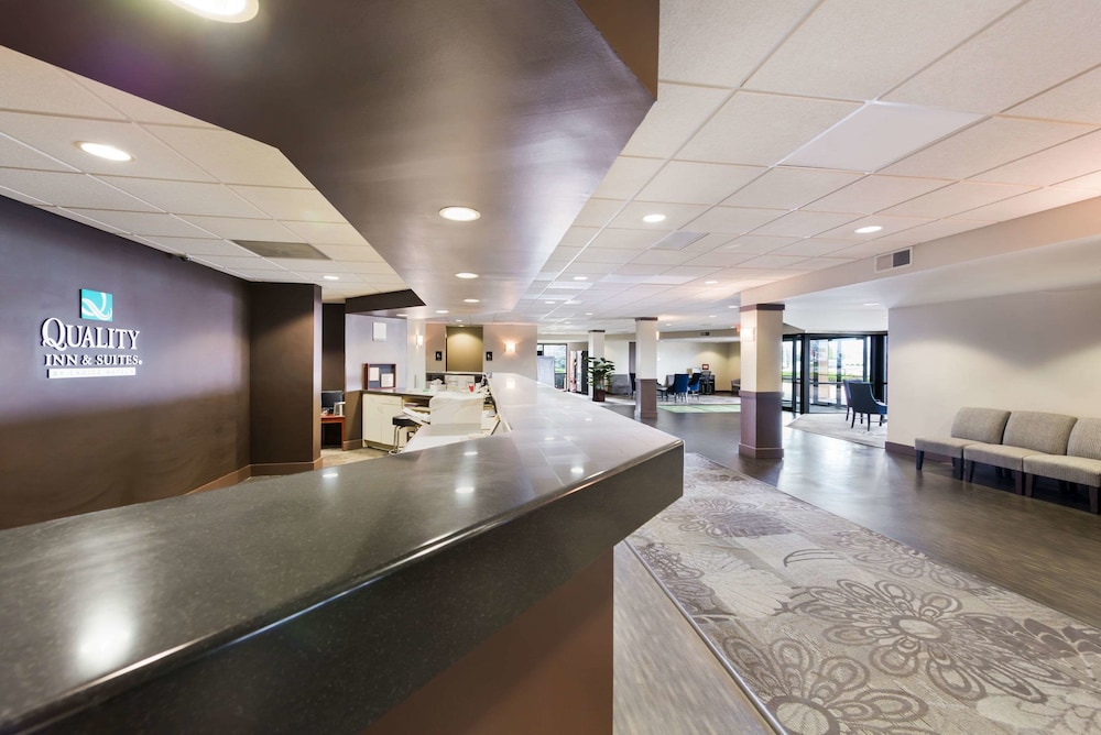 Quality Inn Bradley Bourbonnais - photo 2