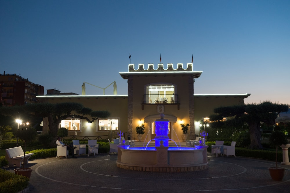 Corte San Lorenzo — 4-Star Luxury Hotel in San Marzano Sul Sarno, Italy