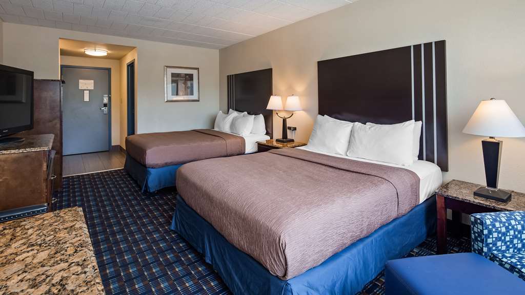 Best Western Plus Reading Inn & Suites - photo 46