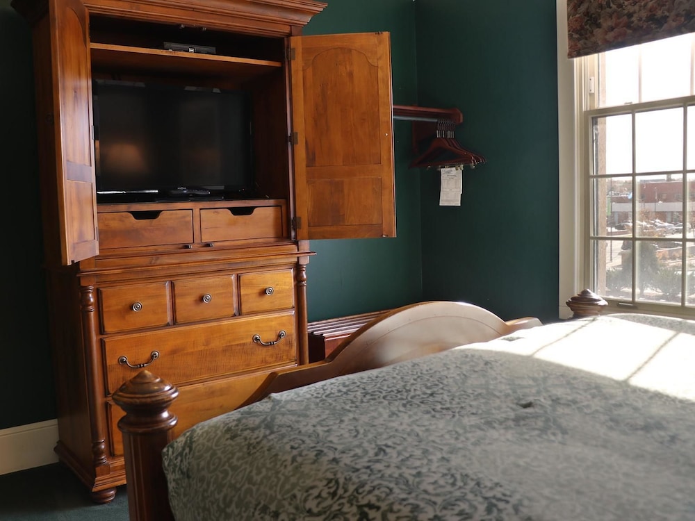 St. Brendan's Inn - photo 17