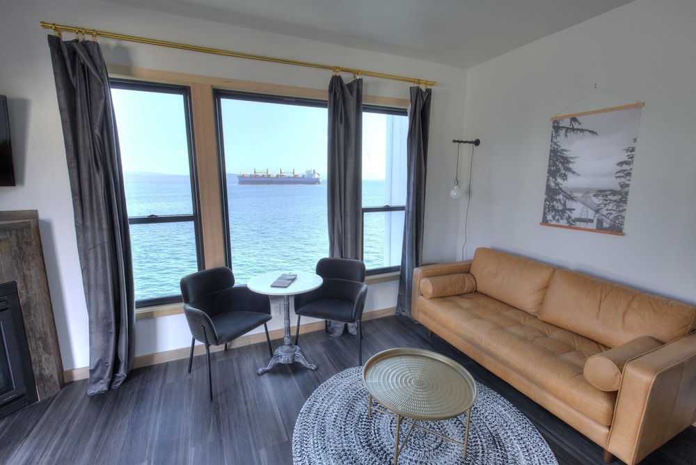 Bowline Hotel - photo 46