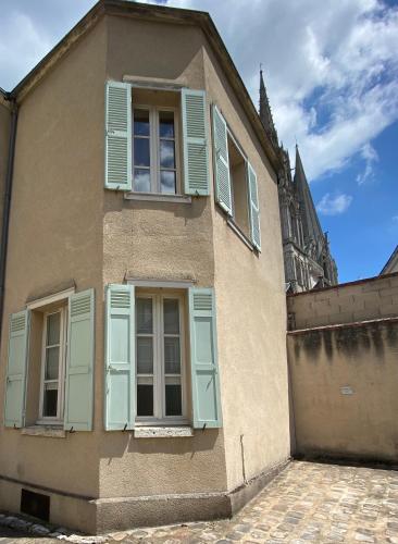 L Interlude — Chartres — photo 2