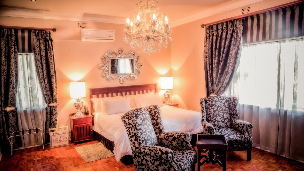 Nauntons Guest House — 4-Star Luxury Hotel in Ladysmith, South Africa