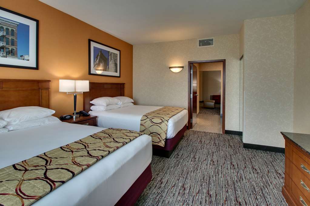 Drury Inn & Suites Findlay - photo 42