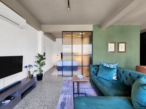 Luxurious hotel type living couples retreat pool