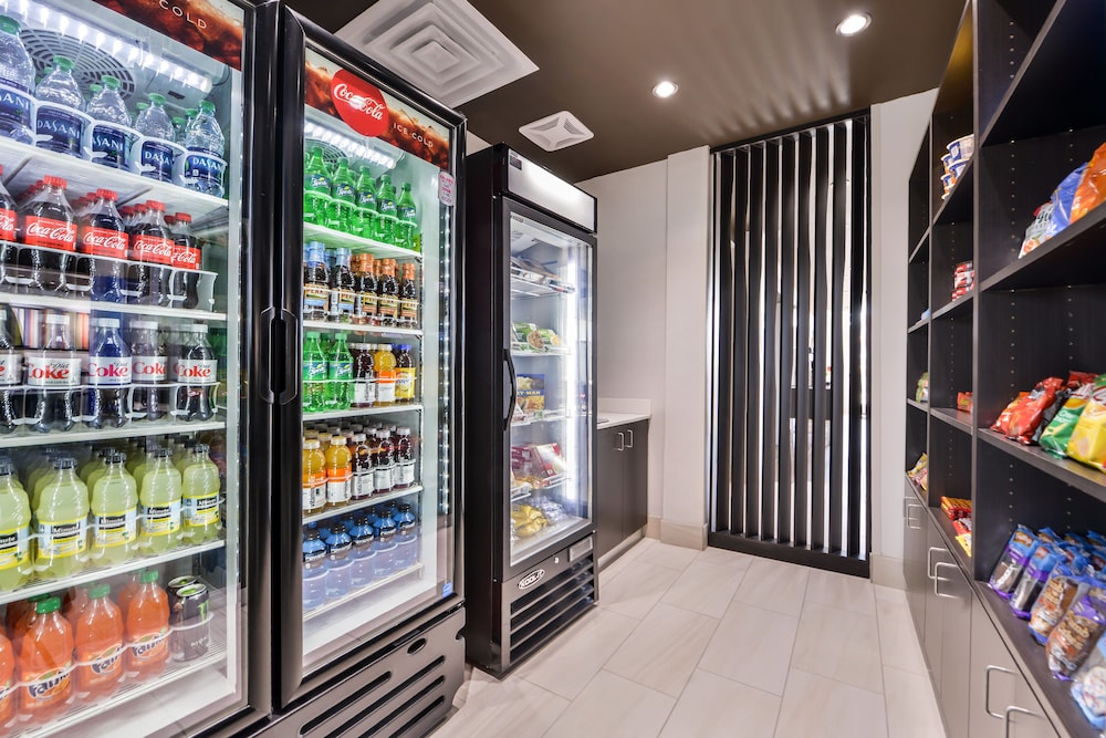 Holiday Inn Express & Suites Kansas City Lee's Summit by IHG - photo 28