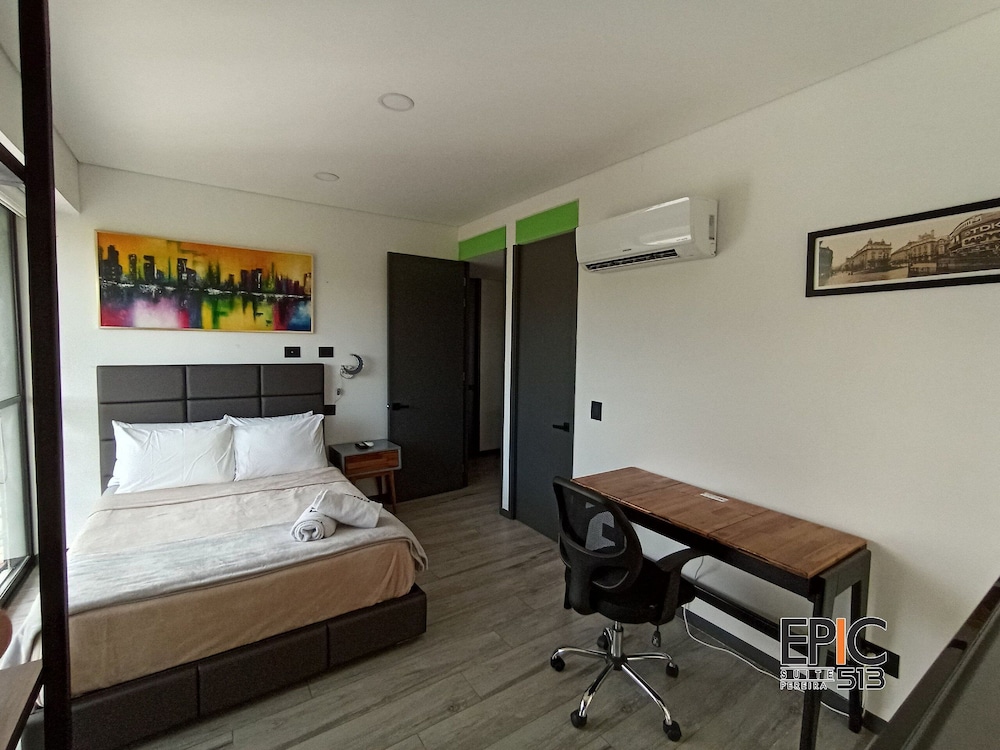 Epic Suite 513 Family Lux Airport 6P 2Room — 4-Star Luxury Hotel in Pereira, Colombia