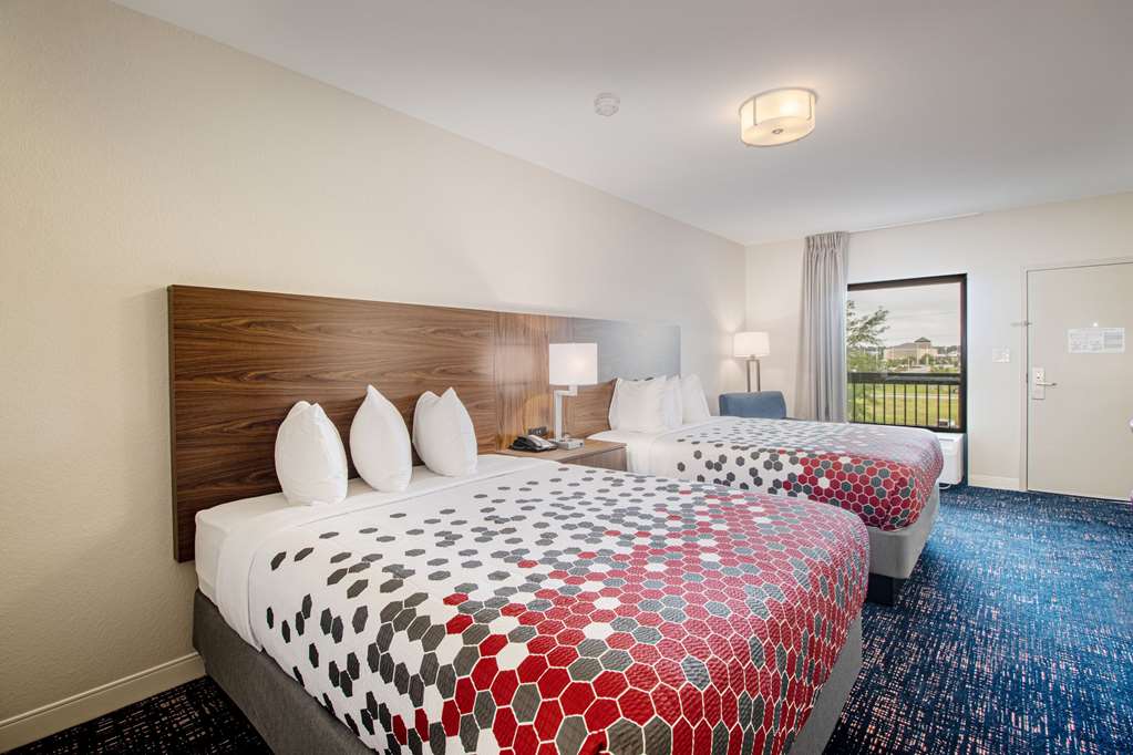 Econo Lodge Inn & Suites Foley North Gulf Shores - photo 35