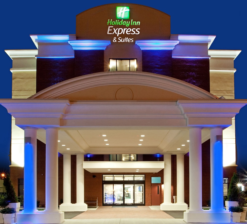 Holiday Inn Express Hotel & Suites Norfolk Airport by IHG in Norfolk, United States
