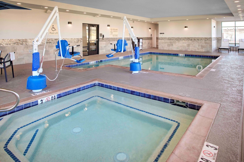 Hampton Inn & Suites Flagstaff East - photo 19