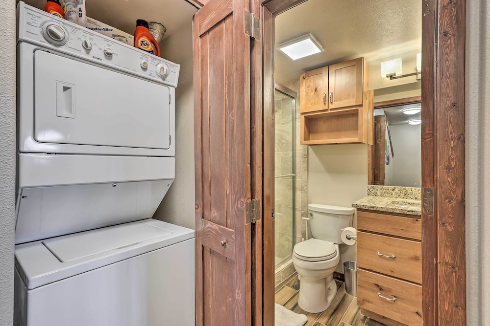 The Chelsea Condo w Hot Tub & Pool Access — 4-Star Luxury Hotel in Breckenridge, United States
