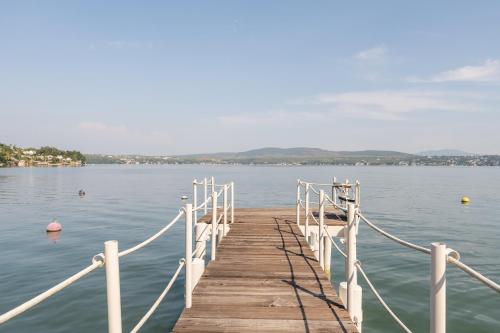 Comoda Habitacion En Hotel Con Vista Al Lago Tequesquitengo — Tequesquitengo