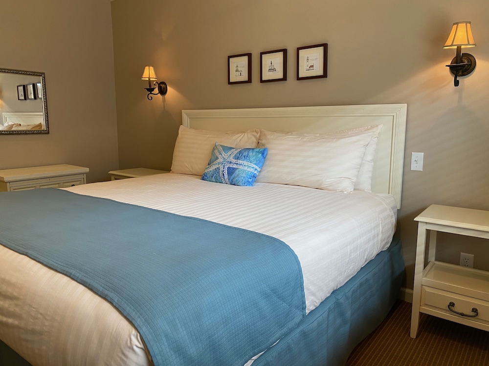 Lighthouse Inn - photo 5