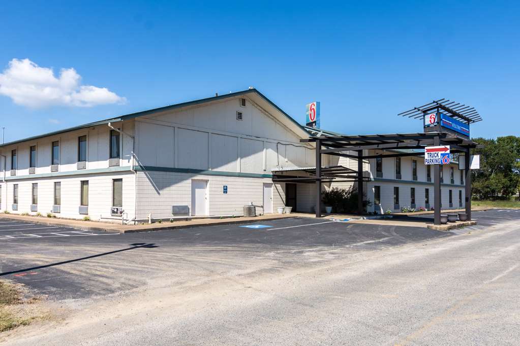 Motel 6 Arkadelphia AR - featured photo